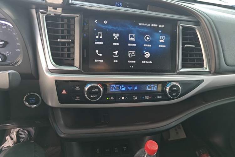 Used Toyota Highlander 2021 2.0T Four-Wheel Drive Luxury Edition 7 Seats Audio And AC Panel