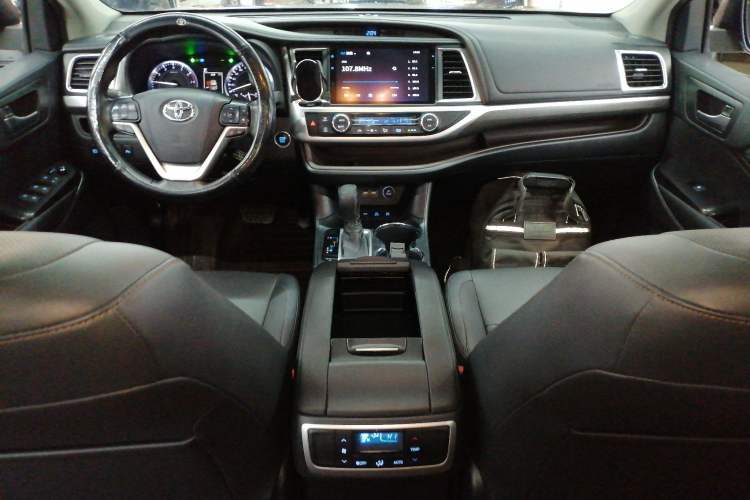 Used Toyota Highlander 2021 2.0T Four-Wheel Drive Prestige Version 7 Seats Center Console