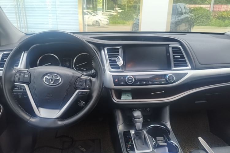 Used Toyota Highlander 2021 2.0T Four-Wheel Drive Luxury Edition 7 Seats Center Console