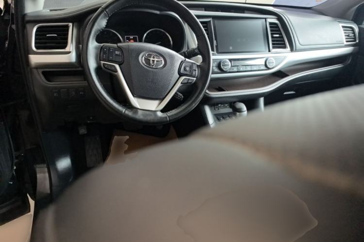 Used Toyota Highlander 2021 2.0T Four-Wheel Drive Luxury Edition 7 Seats Center Console