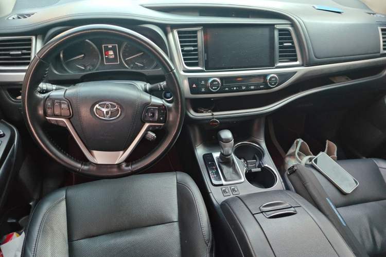 Used Toyota Highlander 2021 2.0T Four-Wheel Drive Prestige Version 7 Seats Center Console