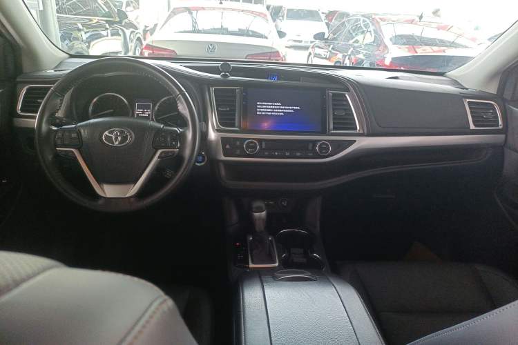 Used Toyota Highlander 2021 2.0T Four-Wheel Drive Luxury Edition 7 Seats Center Console