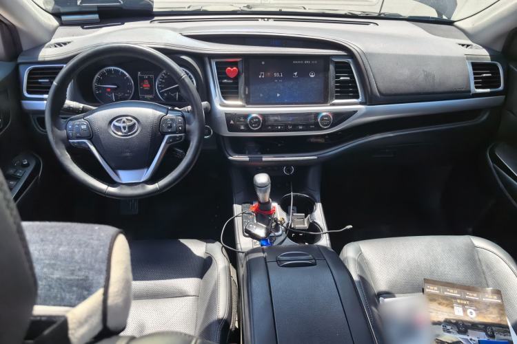 Used Toyota Highlander 2021 2.0T Four-Wheel Drive Luxury Edition 7 Seats Center Console