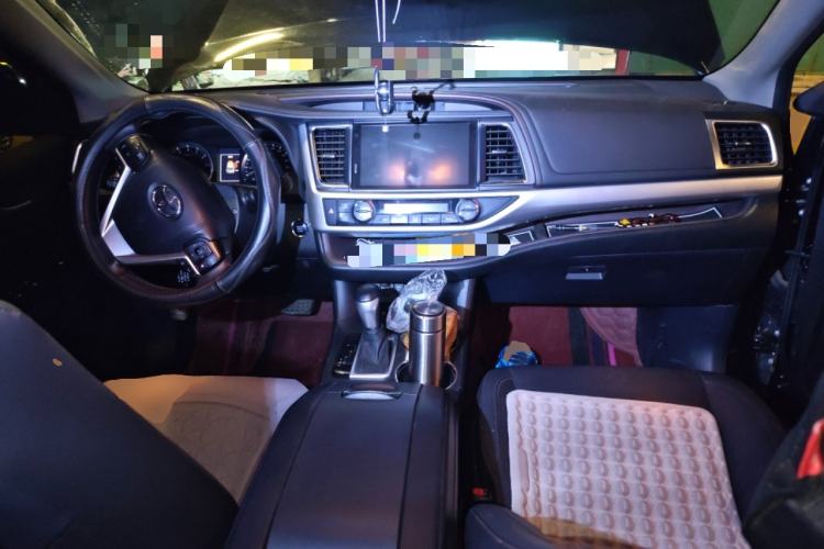 Used Toyota Highlander 2021 2.0T Four-Wheel Drive Luxury Edition 7 Seats Center Console