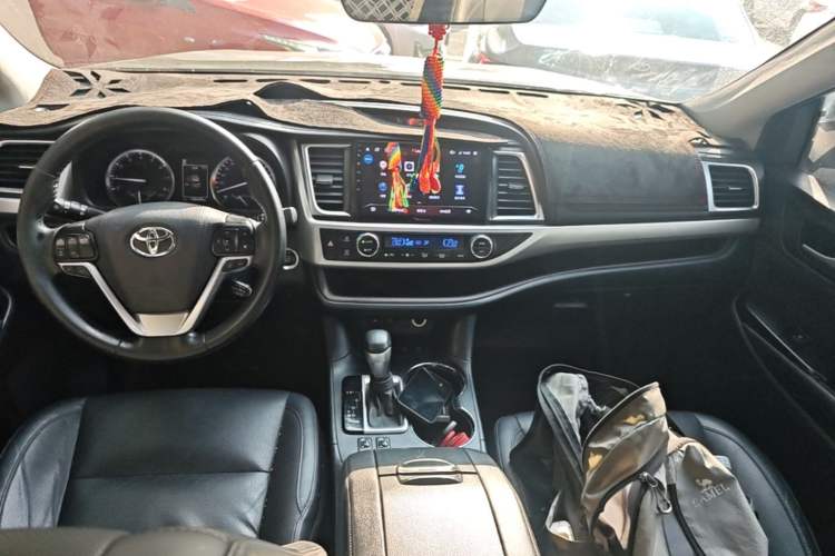 Used Toyota Highlander 2021 2.0T Four-Wheel Drive Luxury Edition 7 Seats Center Console