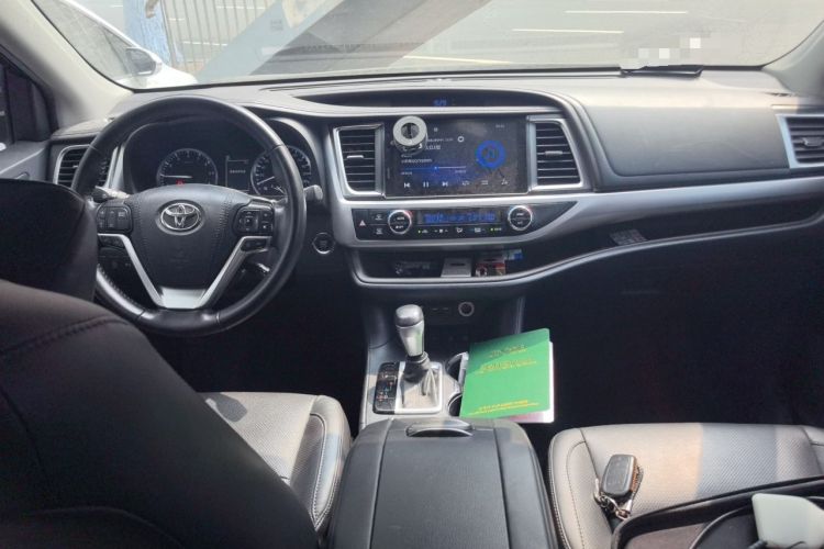 Used Toyota Highlander 2021 2.0T Four-Wheel Drive Luxury Edition 7 Seats Center Console
