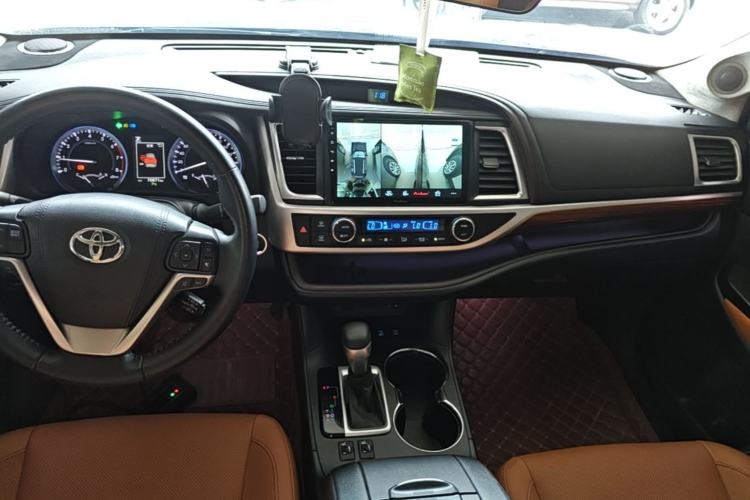 Used Toyota Highlander 2021 2.0T Four-Wheel Drive Luxury Edition 7 Seats Center Console