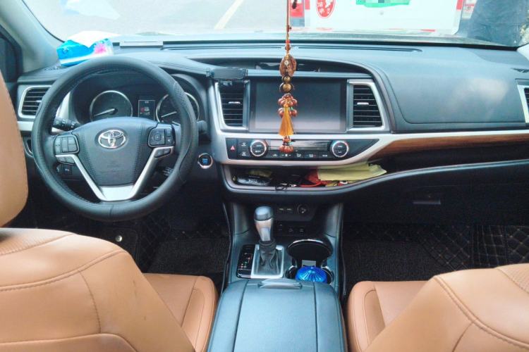 Used Toyota Highlander 2021 2.0T Four-Wheel Drive Prestige Version 7 Seats Center Console