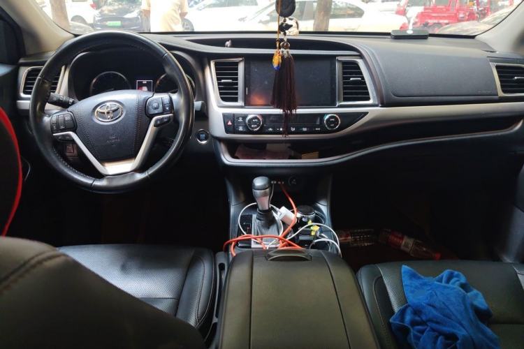 Used Toyota Highlander 2021 2.0T Four-Wheel Drive Luxury Edition 7 Seats Center Console