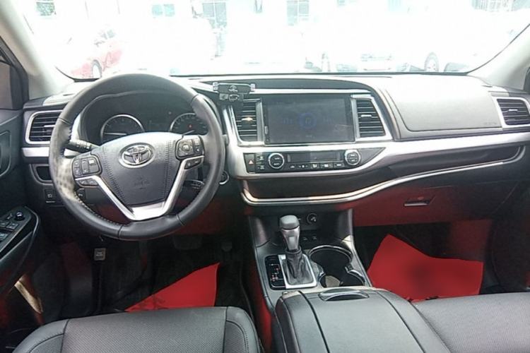Used Toyota Highlander 2021 2.0T Four-Wheel Drive Luxury Edition 7 Seats Center Console