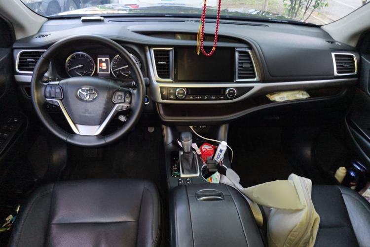 Used Toyota Highlander 2021 2.0T Four-Wheel Drive Prestige Version 7 Seats Center Console