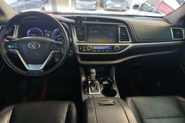 Used Toyota Highlander 2021 2.0T Four-Wheel Drive Prestige Version 7 Seats Center Console
