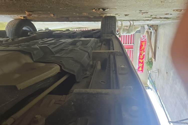 Used Toyota Highlander 2021 2.0T Two-Wheel Drive Elite Version 7-Seater Chassis Rear Left