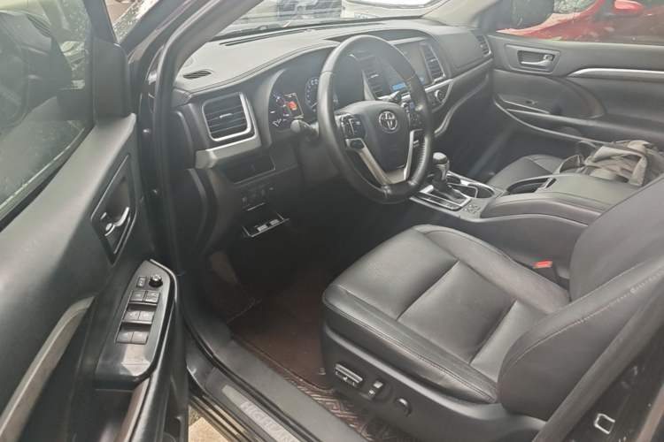 Used Toyota Highlander 2021 2.0T Four-Wheel Drive Prestige Version 7 Seats Driver Seat
