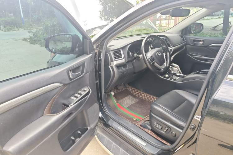 Used Toyota Highlander 2021 2.0T Four-Wheel Drive Prestige Version 7 Seats Driver Seat