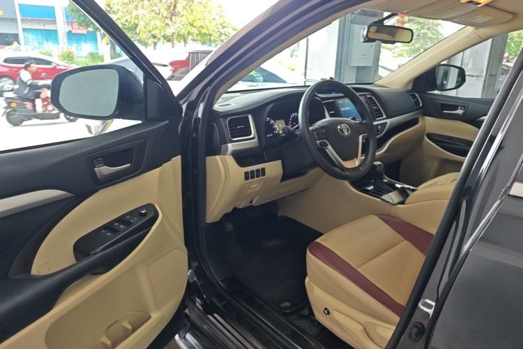 Used Toyota Highlander 2021 2.0T Four-Wheel Drive Elite Edition 7-Seater Driver Seat