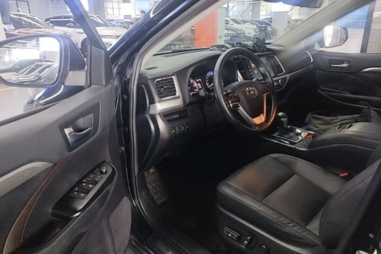 Used Toyota Highlander 2021 2.0T Four-Wheel Drive Prestige Version 7 Seats Driver Seat