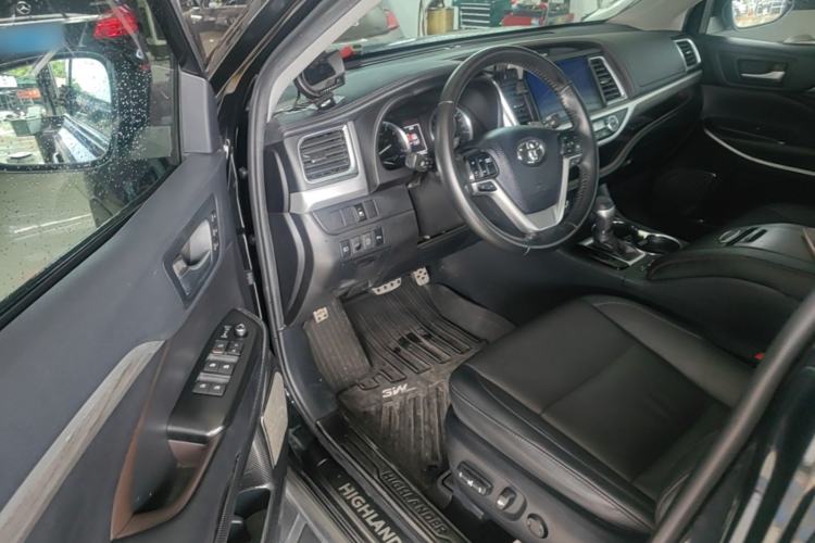 Used Toyota Highlander 2021 2.0T Four-Wheel Drive Prestige Version 7 Seats Driver Seat