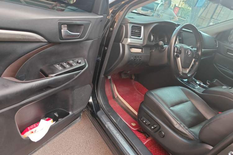 Used Toyota Highlander 2021 2.0T Four-Wheel Drive Prestige Version 7 Seats Driver Seat