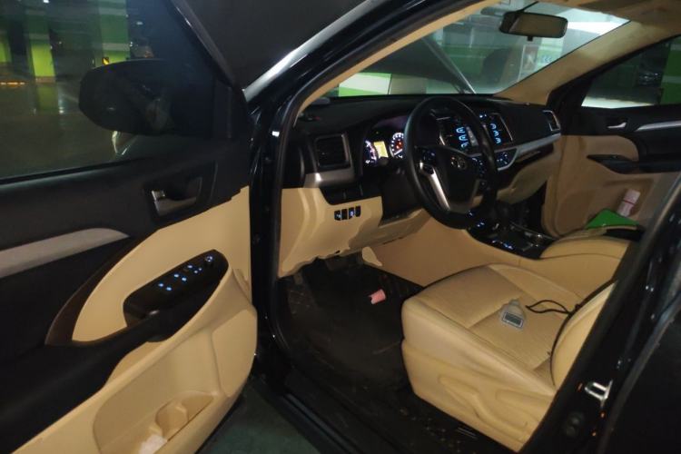Used Toyota Highlander 2021 2.0T Four-Wheel Drive Elite Edition 7-Seater Driver Seat