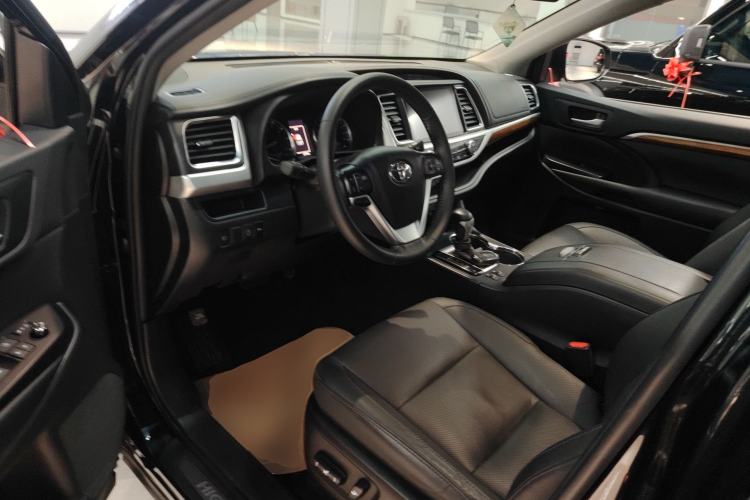 Used Toyota Highlander 2021 2.0T Four-Wheel Drive Luxury Edition 7 Seats Driver Seat