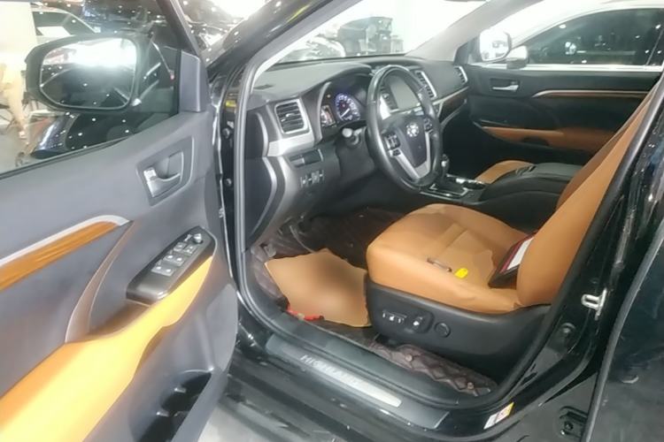 Used Toyota Highlander 2021 2.0T Four-Wheel Drive Knight Edition 7 Seats Driver Seat