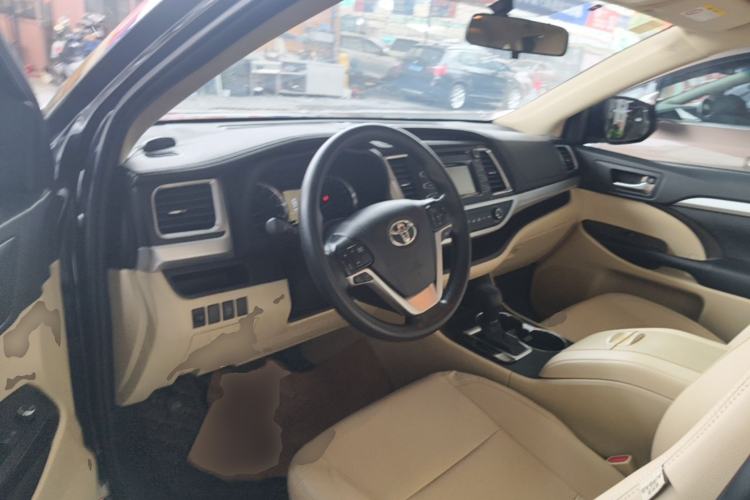 Used Toyota Highlander 2021 2.0T Four-Wheel Drive Elite Edition 7-Seater Driver Seat