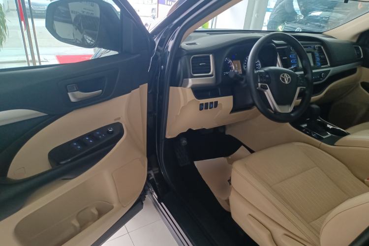 Used Toyota Highlander 2021 2.0T Four-Wheel Drive Elite Edition 7-Seater Driver Seat