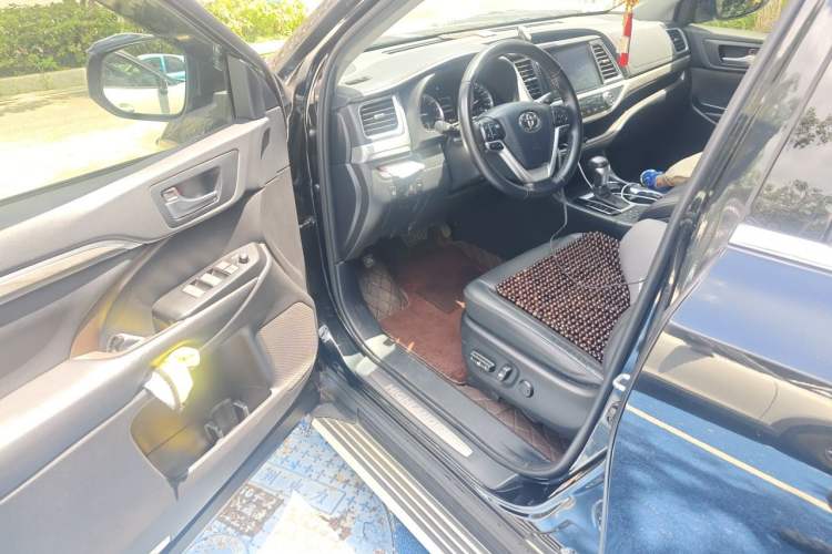 Used Toyota Highlander 2021 2.0T Four-Wheel Drive Prestige Version 7 Seats Driver Seat