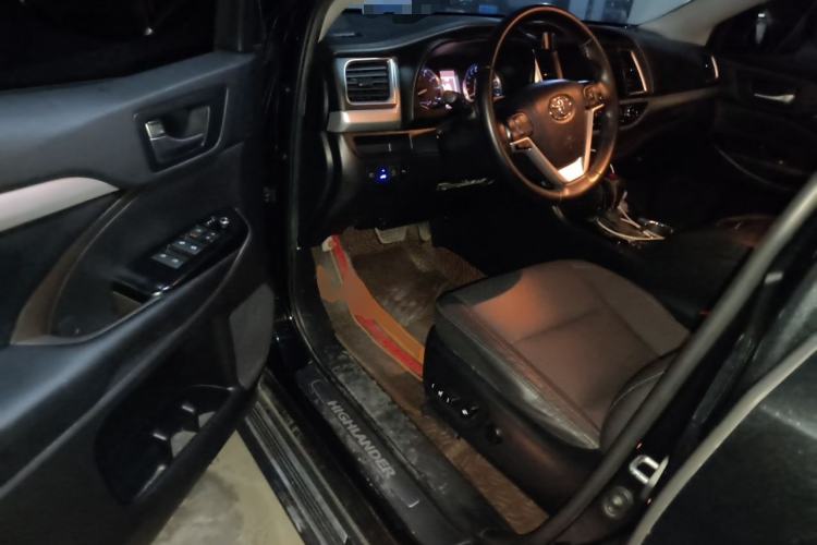 Used Toyota Highlander 2021 2.0T Four-Wheel Drive Luxury Edition 7 Seats Driver Seat