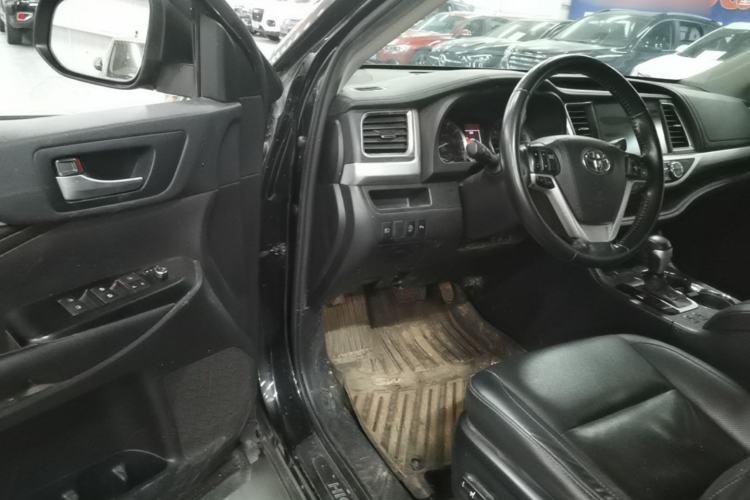 Used Toyota Highlander 2021 2.0T Four-Wheel Drive Luxury Edition 7 Seats Driver Seat