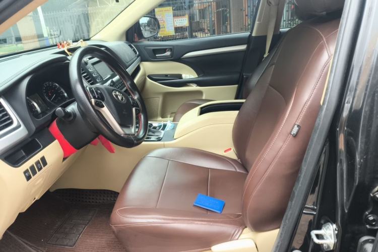 Used Toyota Highlander 2021 2.0T Four-Wheel Drive Elite Edition 7-Seater Driver Seat