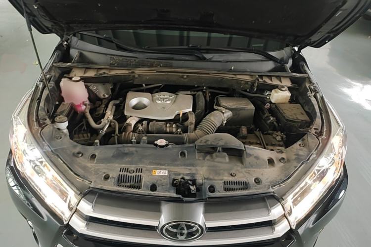 Used Toyota Highlander 2021 2.0T Four-Wheel Drive Luxury Edition 7 Seats Engine Bay