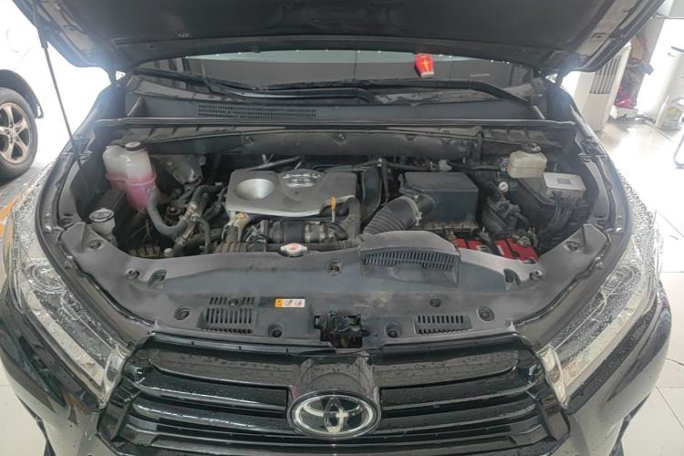 Used Toyota Highlander 2021 2.0T Four-Wheel Drive Prestige Version 7 Seats Engine Bay