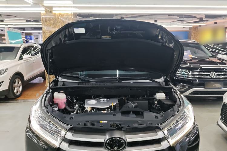 Used Toyota Highlander 2021 2.0T Four-Wheel Drive Luxury Edition 7 Seats Engine Bay