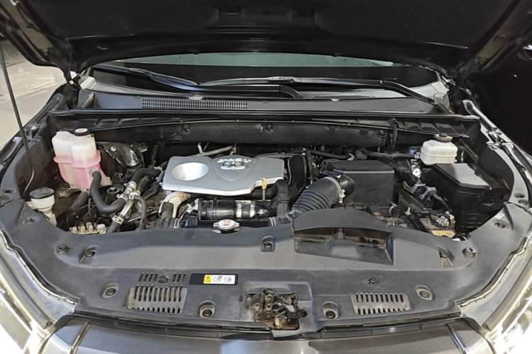 Used Toyota Highlander 2021 2.0T Four-Wheel Drive Elite Edition 7-Seater Engine Bay