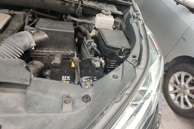 Used Toyota Highlander 2021 2.0T Two-Wheel Drive Elite Version 7-Seater Engine Bay Left