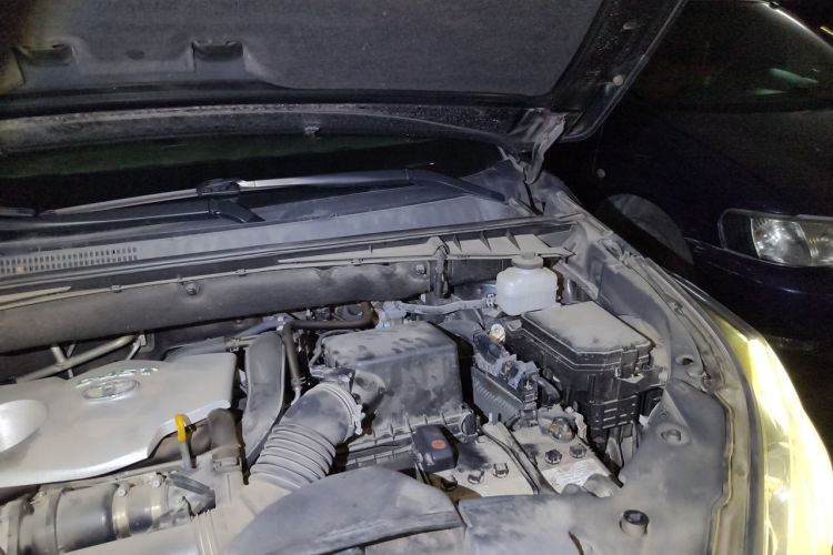 Used Toyota Highlander 2021 2.0T Two-Wheel Drive Elite Version 7-Seater Engine Bay Left