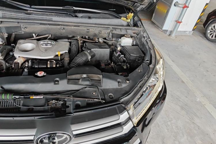 Used Toyota Highlander 2021 2.0T Four-Wheel Drive Luxury Edition 7 Seats Engine Bay Left