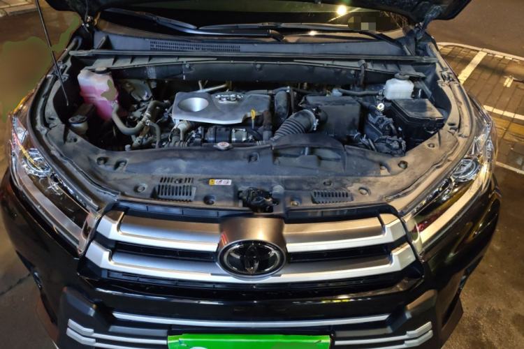 Used Toyota Highlander 2021 2.0T Four-Wheel Drive Luxury Edition 7 Seats Engine Bay