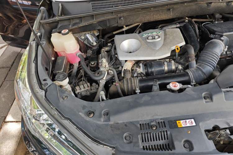 Used Toyota Highlander 2021 2.0T Four-Wheel Drive Prestige Version 7 Seats Engine Bay Right