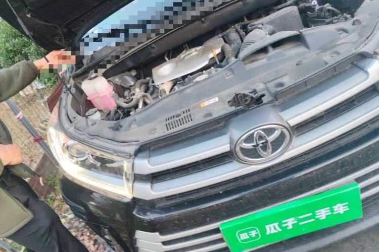 Used Toyota Highlander 2021 2.0T Two-Wheel Drive Elite Version 7-Seater Engine Bay Right