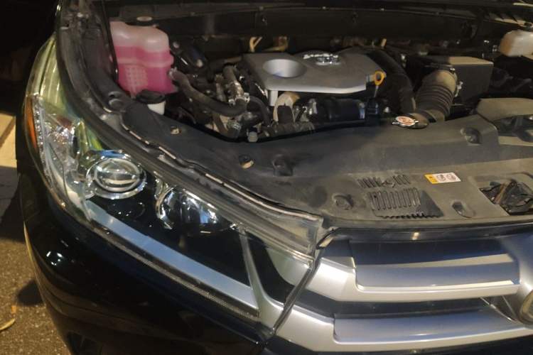 Used Toyota Highlander 2021 2.0T Four-Wheel Drive Elite Edition 7-Seater Engine Bay Right