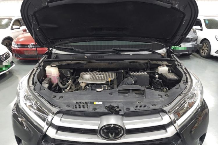 Used Toyota Highlander 2021 2.0T Four-Wheel Drive Luxury Edition 7 Seats Engine Bay