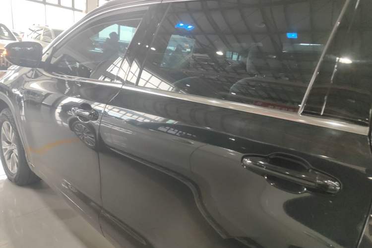 Used Toyota Highlander 2021 2.0T Four-Wheel Drive Elite Edition 7-Seater Exterior 3