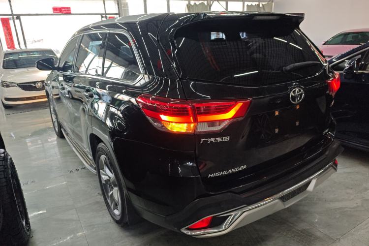 Used Toyota Highlander 2021 2.0T Two-Wheel Drive Luxury Edition 7 Seats Exterior 3