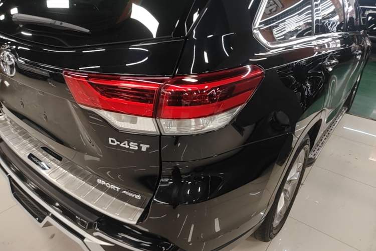 Used Toyota Highlander 2021 2.0T Four-Wheel Drive Luxury Edition 7 Seats Exterior 3