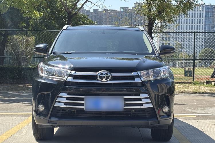 Used Toyota Highlander 2021 2.0T Two-Wheel Drive Elite Version 7-Seater Exterior 4