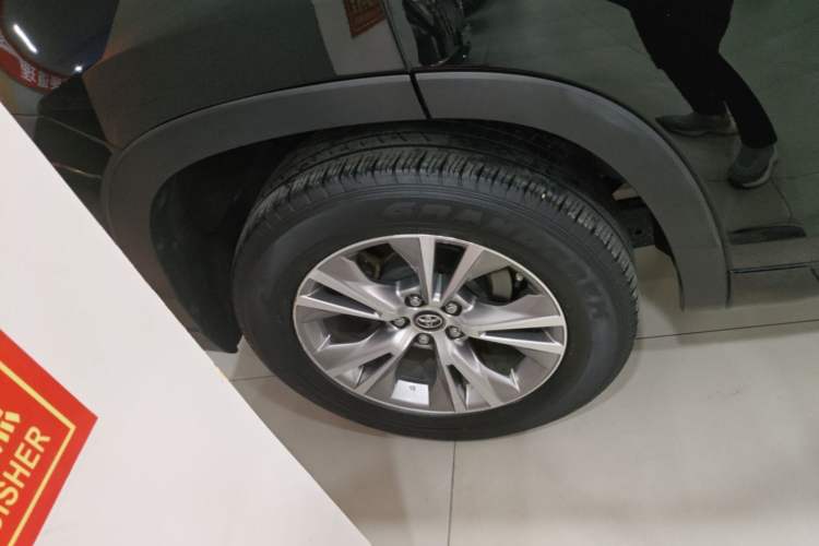 Used Toyota Highlander 2021 2.0T Two-Wheel Drive Elite Edition 5 Seats Exterior 5