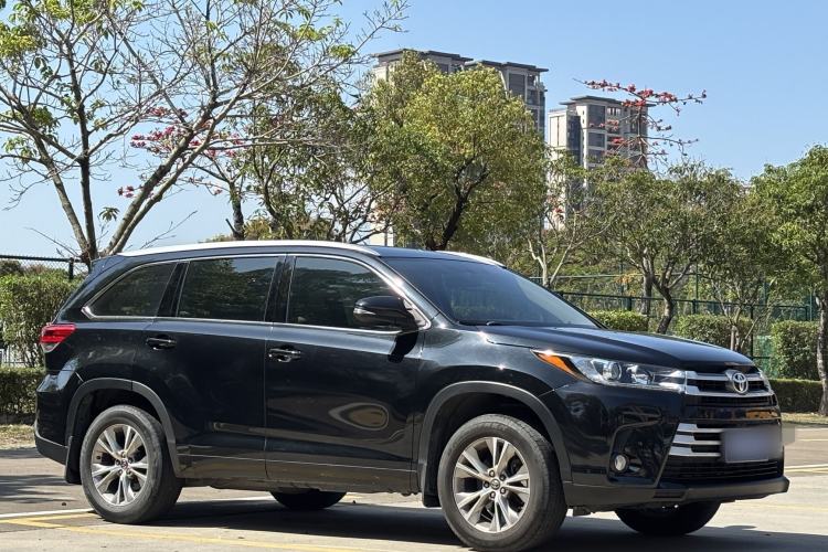 Used Toyota Highlander 2021 2.0T Two-Wheel Drive Elite Version 7-Seater Exterior 5